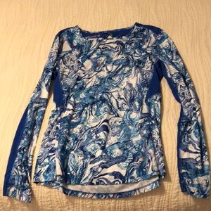 Reel Legends keyhole design shirt